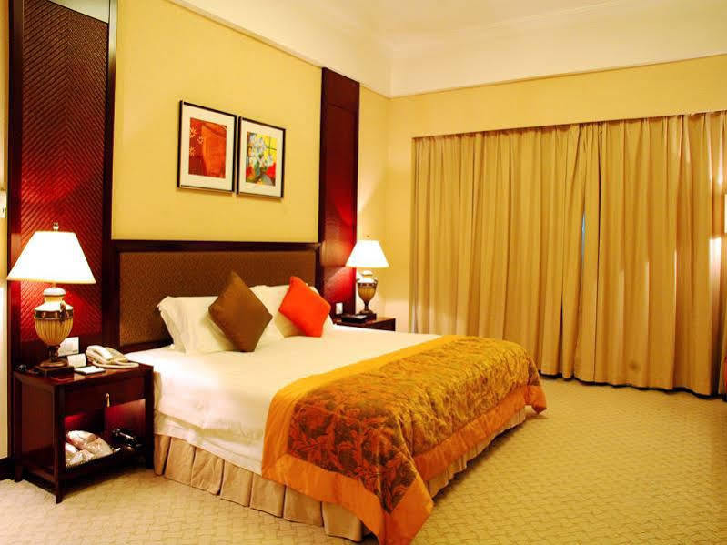 Grand View Hotel Dongguan  Exteriör bild
